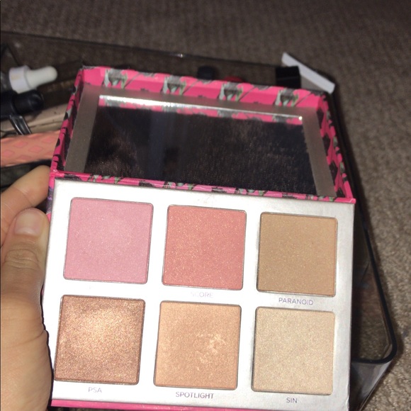urban decay highlighter palette - Picture 3 of 3
